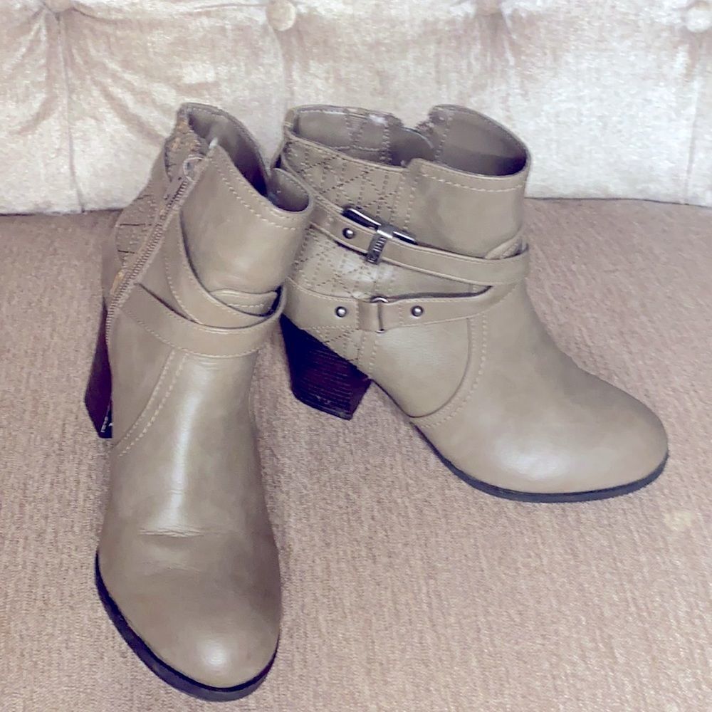 Cross Strap Ankle boots